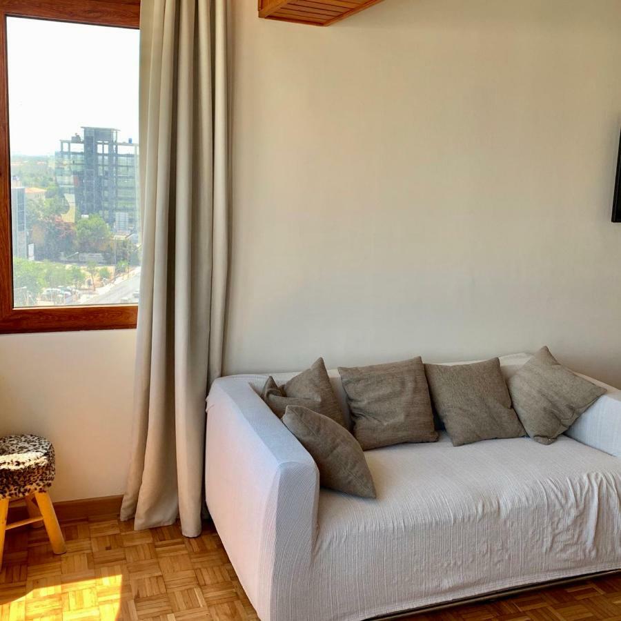 Modern 2 Bed Room Large Apartment ニコシア エクステリア 写真
